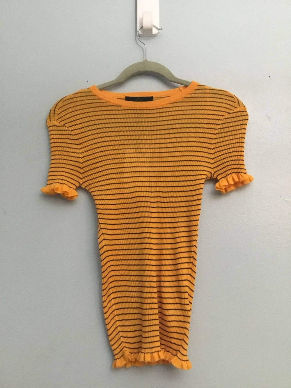 Zara Orange Black Striped Ruffle Sleeve Knit Tee Ribbed Fitted Size S New